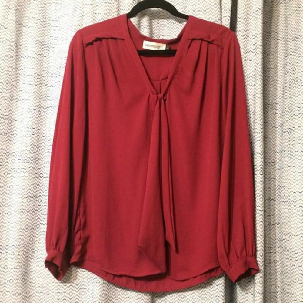 Veronica M Tie Neck Blouse w/ Buttons Large